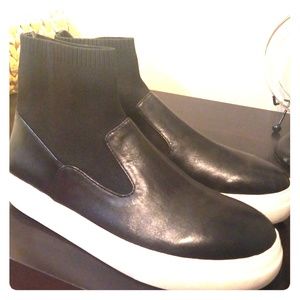 New Zara contrasting leather high top sneakers